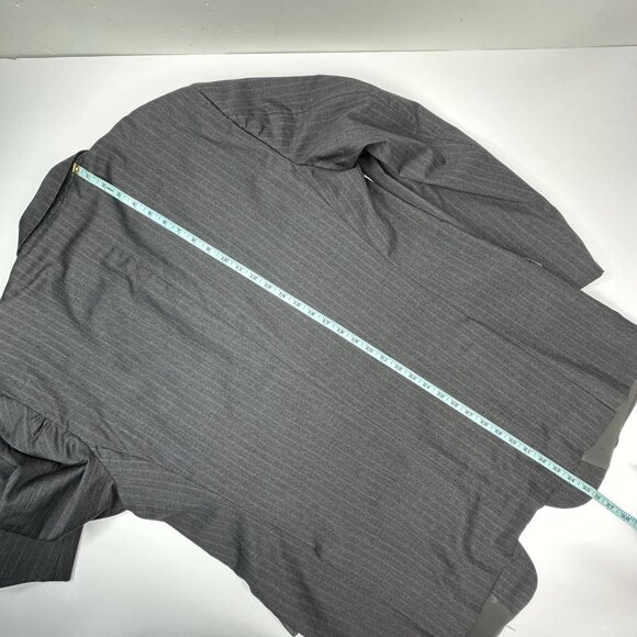 Hickey Freeman Men’s Gray Striped Wool Three Button Suit Coat 48L - Picture 10 of 14